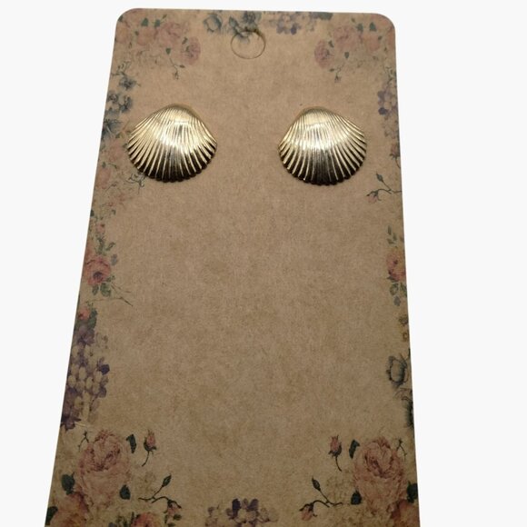 Shell Pierced Earrings Gold Tone Post - Picture 3 of 6